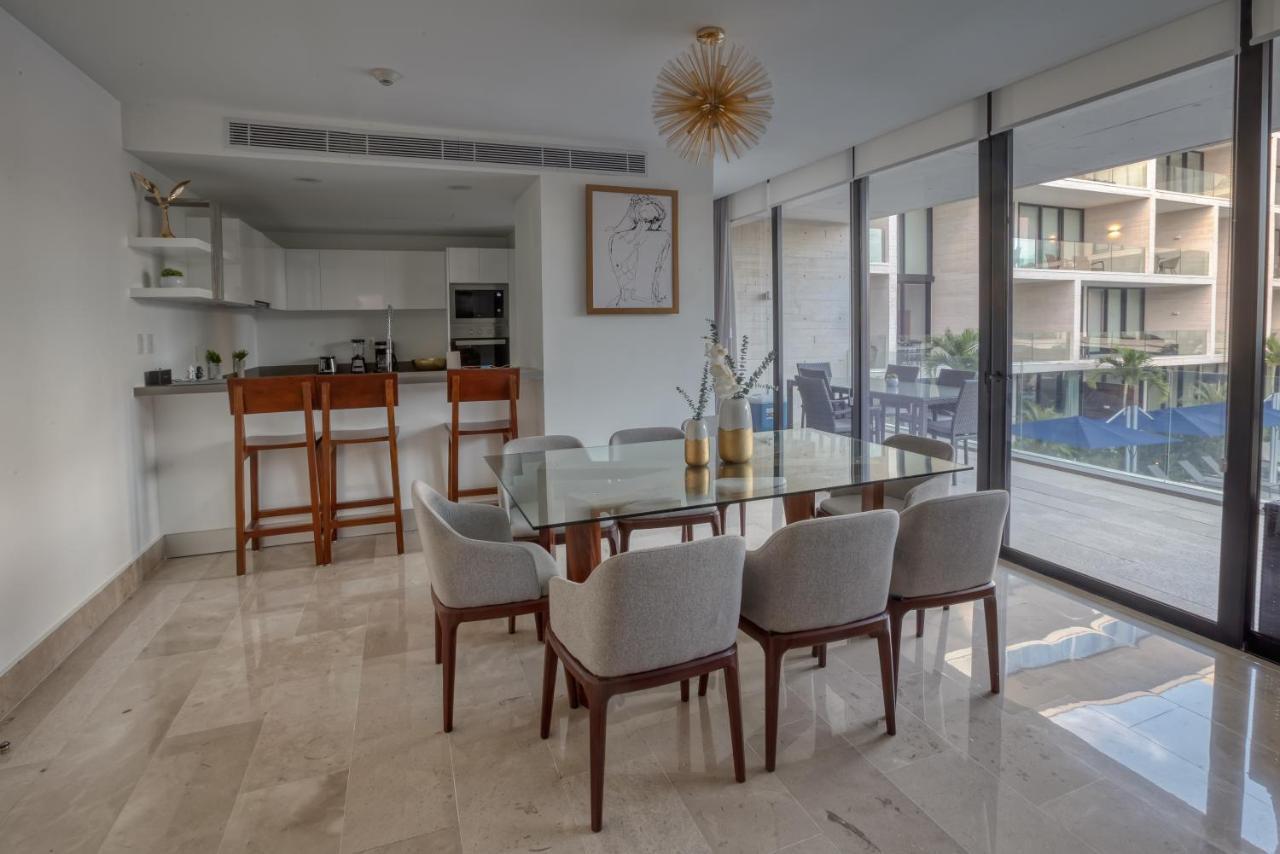 Astonishing Condo With Balcony In A Private Complex With Pool And Gym Playa del Carmen Luaran gambar